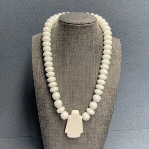 Vintage Focal Bead Necklace 19 In As Is Round Oval White Acrylic Retro BoHo Mod